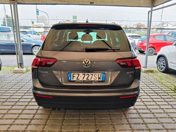 Volkswagen Tiguan - 5