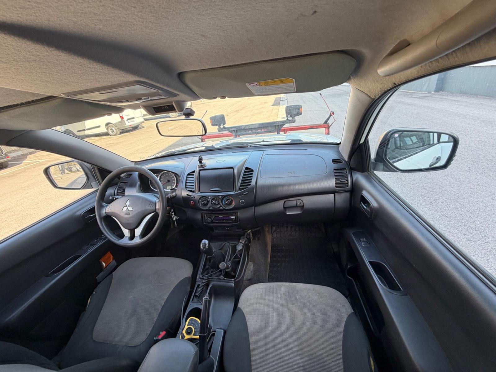 Mitsubishi L200 Klima Euro 5 4X4 Schneepflug Klima