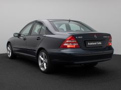 Foto Nummer 9: MERCEDES-BENZ C 180