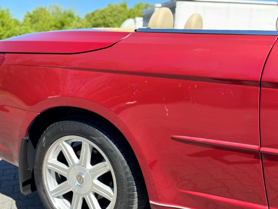 Fahrzeugabbildung Chrysler Sebring 2.7 Cabiolet Limited Hardtop