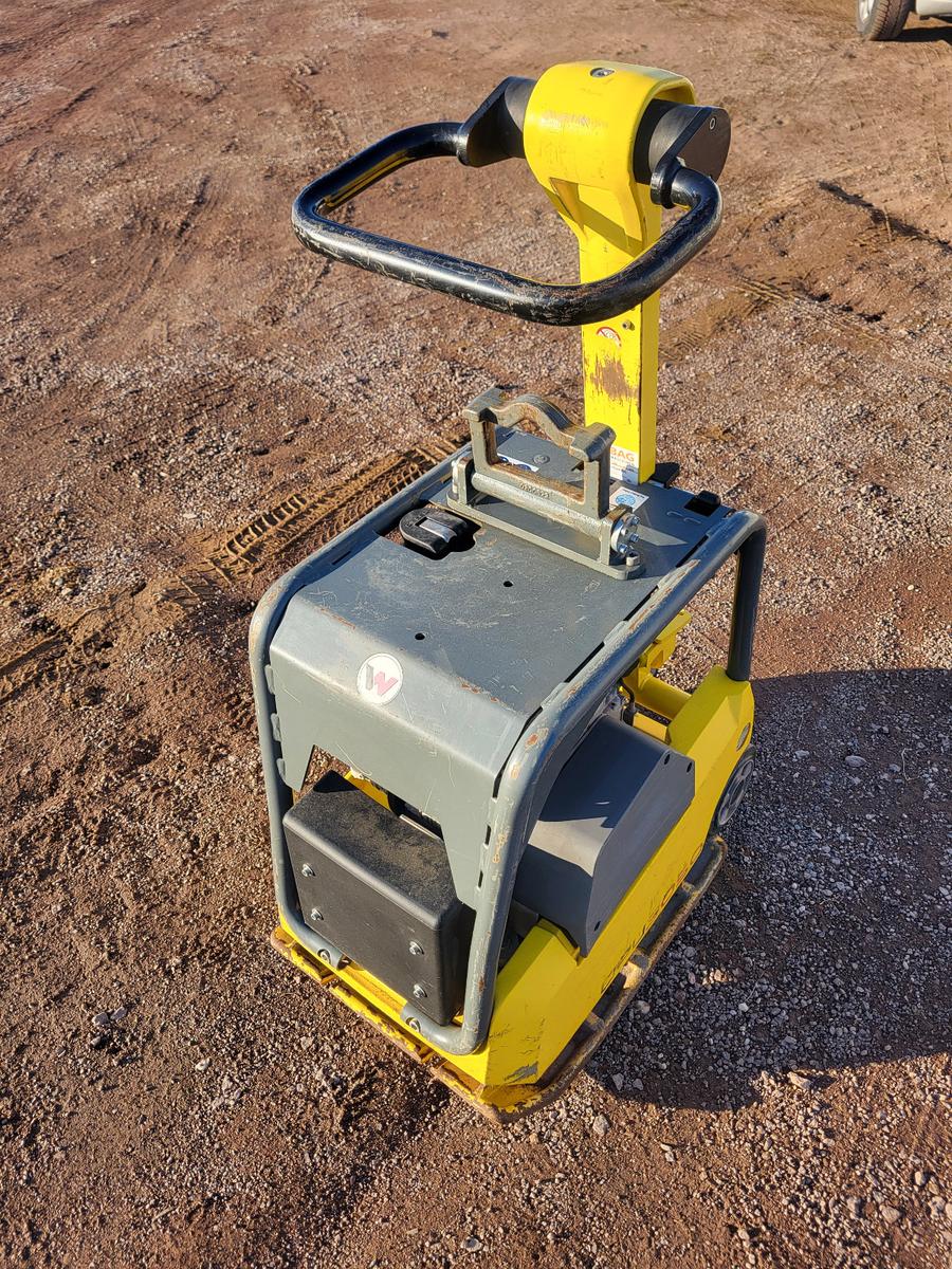 Wacker Neuson DPU3050He E-Starter / Rüttelplatte