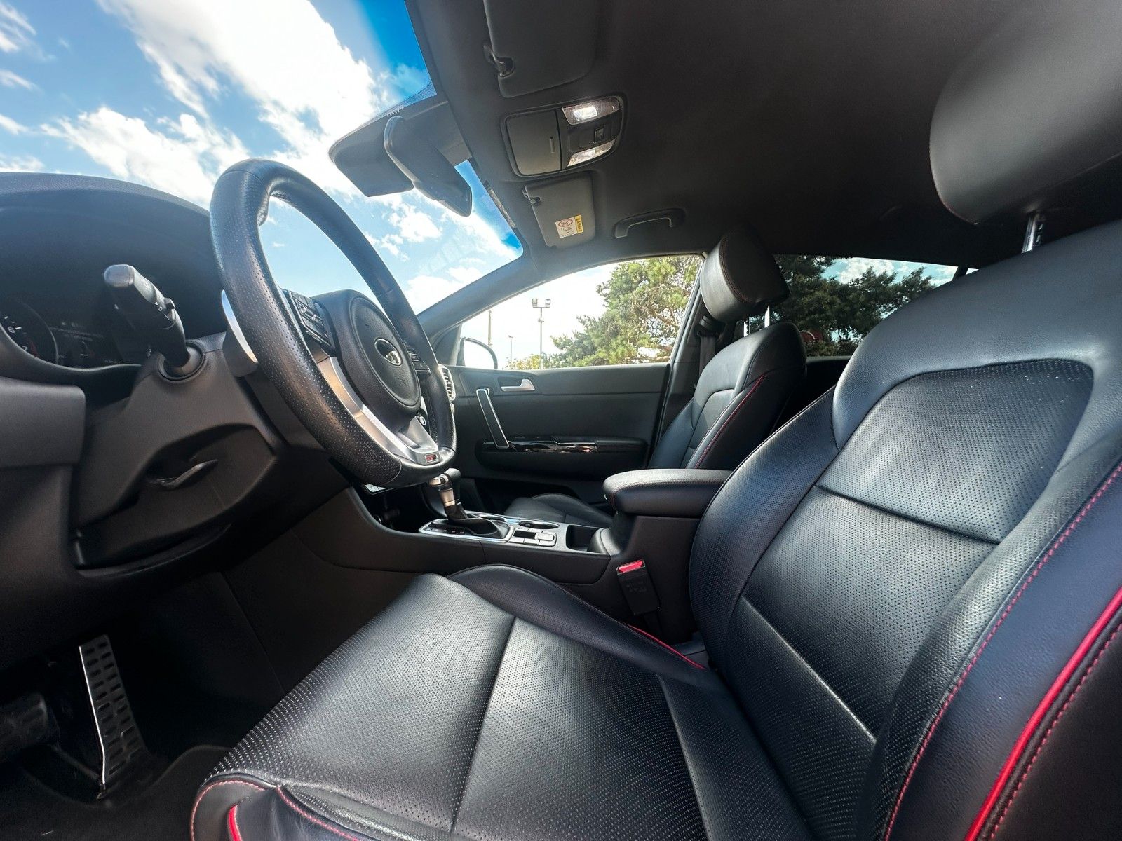 Fahrzeugabbildung Kia Sportage 1.6 T-GDI DCT 4WD GT line