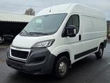 Peugeot Boxer Kasten H2+L2/3.Stz/Klima/1.Hand/Scheckheft - gebrauchte Peugeot Boxer aus dem Jahr 2017