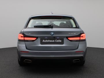Fahrzeugabbildung BMW 530e xD Pano Kamera DAB HiFi Adapt. Fahrwerk 19"