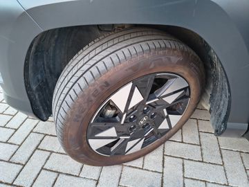 Hyundai KONA - 10