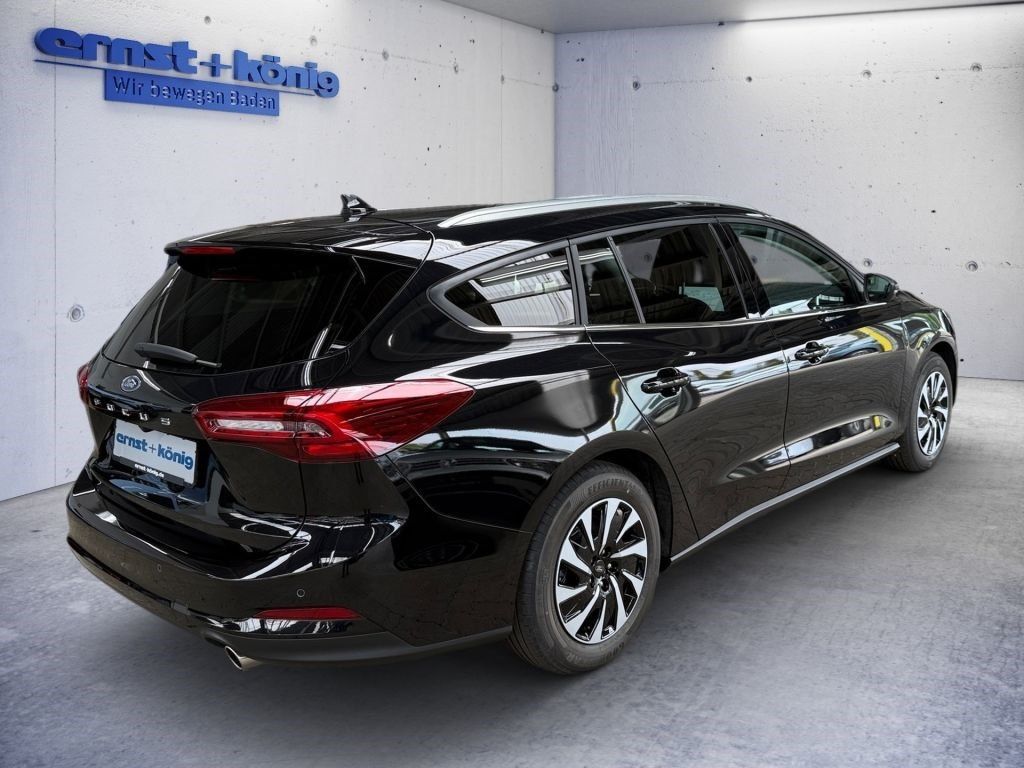Ford Focus Turnier 1.5 EcoBlue Aut. TITANIUM imagem 3