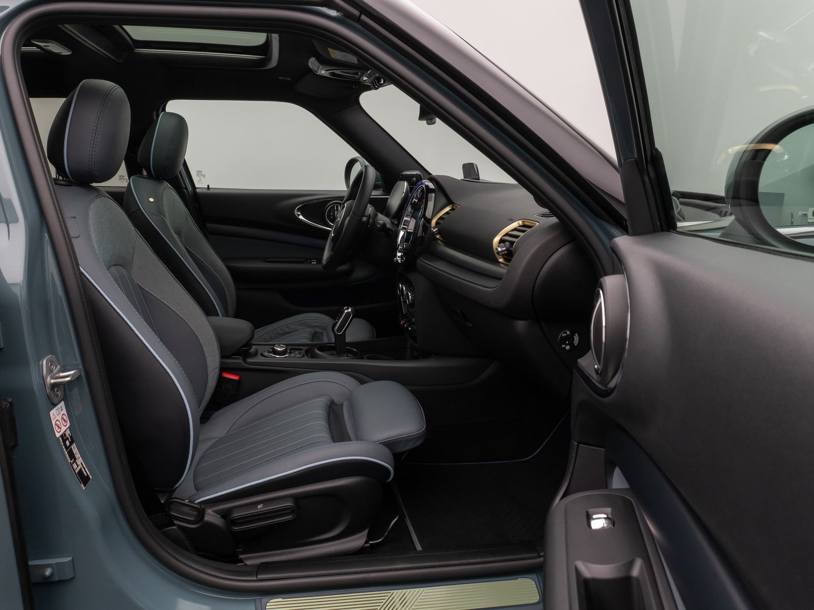 Fahrzeugabbildung MINI John Cooper Works Clubman Panorama HUD H/K Voll