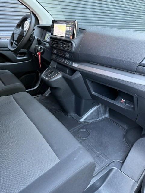 Peugeot Kasten Standard Doppelkabine 2.HD*SH*WR*AHK