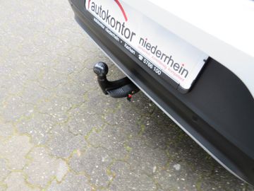 Fahrzeugabbildung Volkswagen T-Roc Style TSI DSG AHK NAVI KAMERA APP 1.HD
