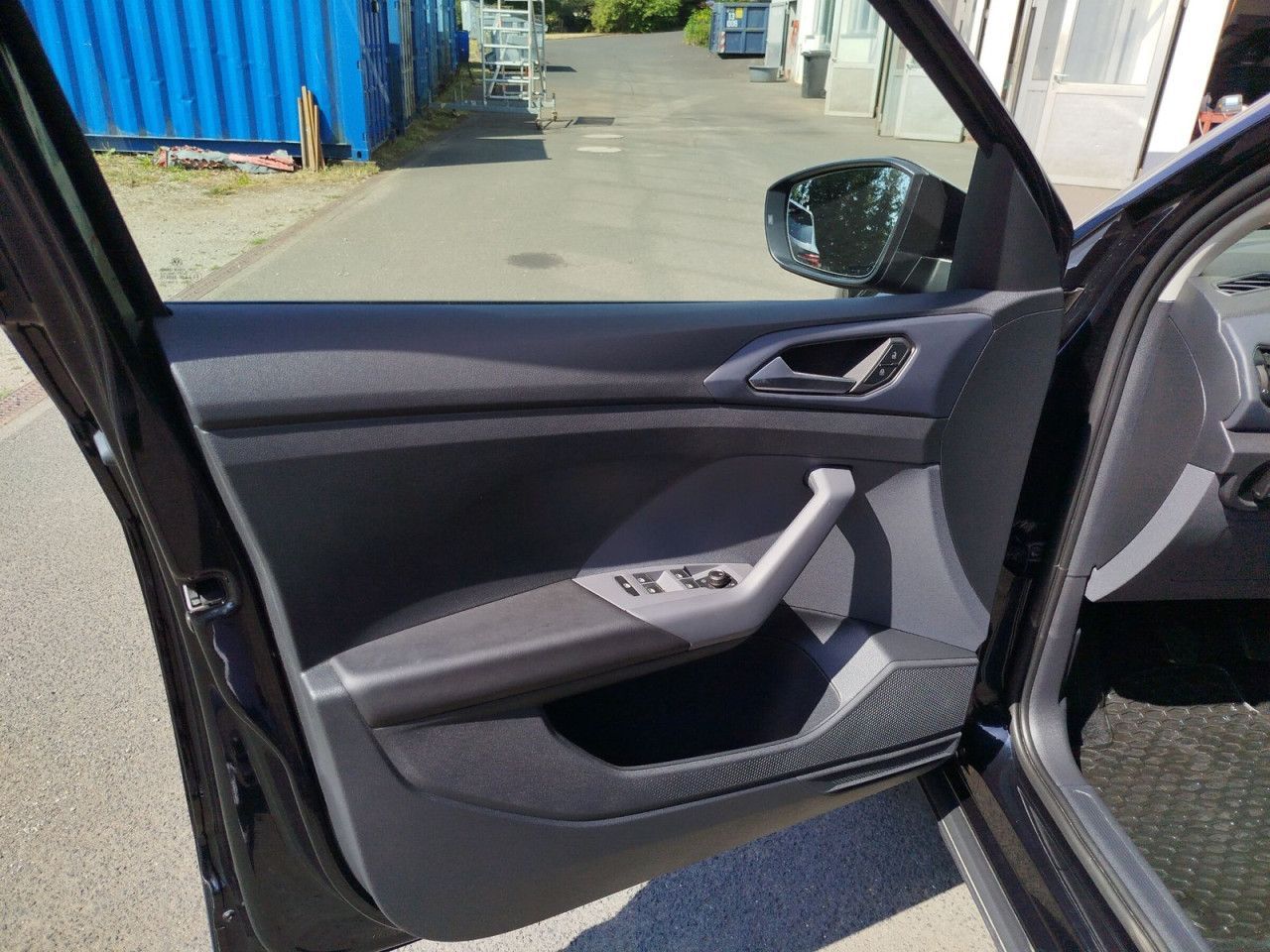 Fahrzeugabbildung Volkswagen T-Cross Style 1.0 TSI OPF 81 kW 6-Gang, AHK