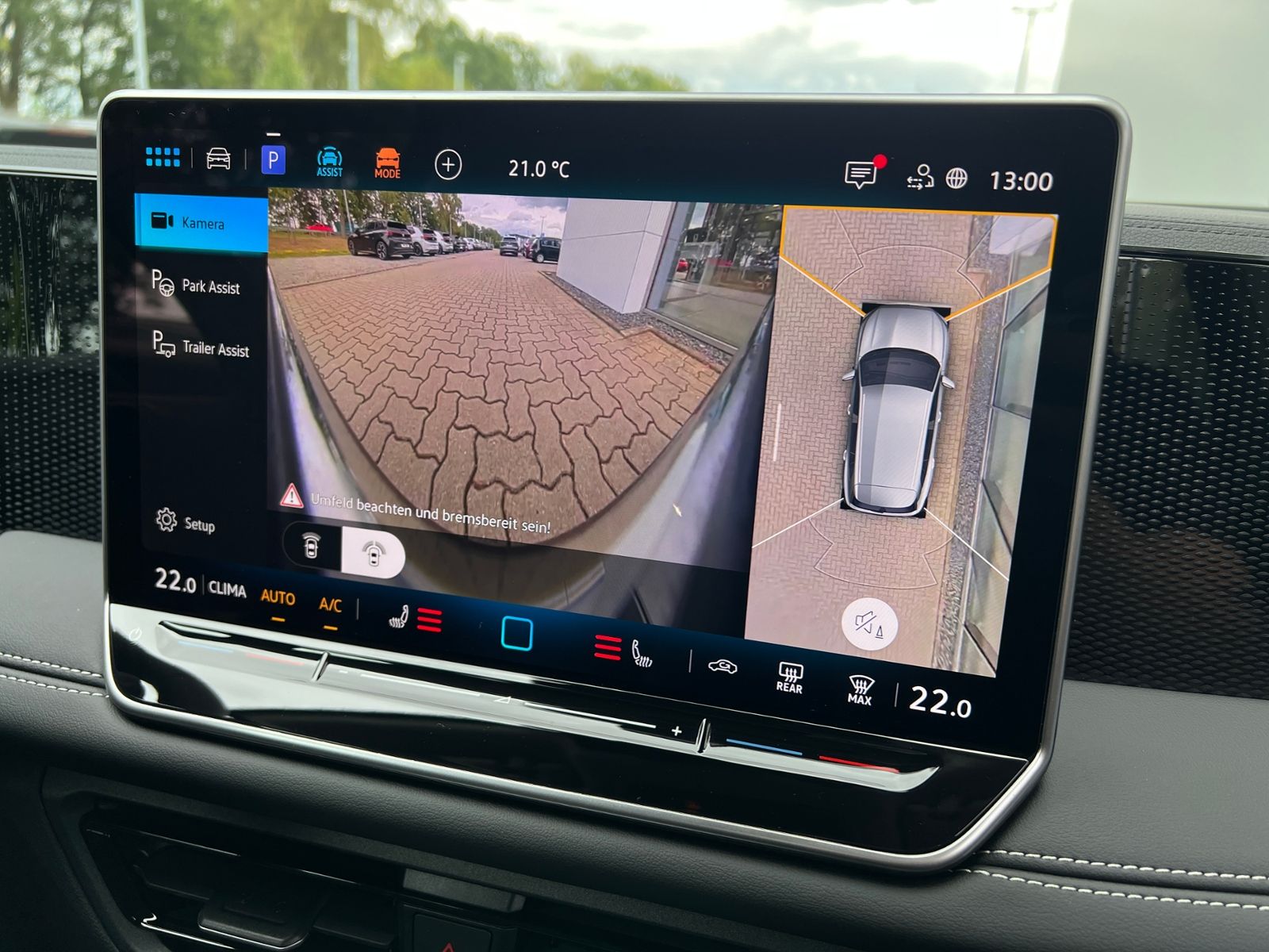 Fahrzeugabbildung Volkswagen Tiguan  ENERGY 2.0 TDI DSG *AHK, Navi, Ganzjahre