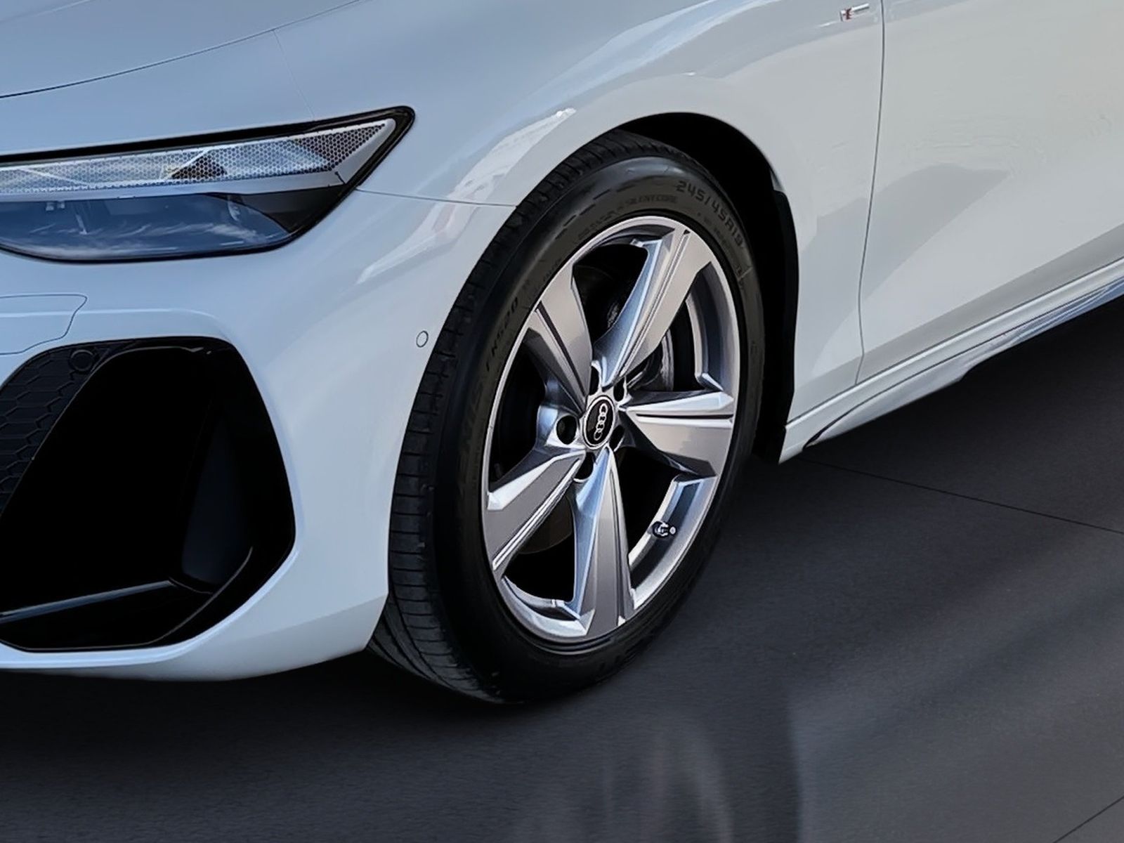 Audi A6 - Bild 16