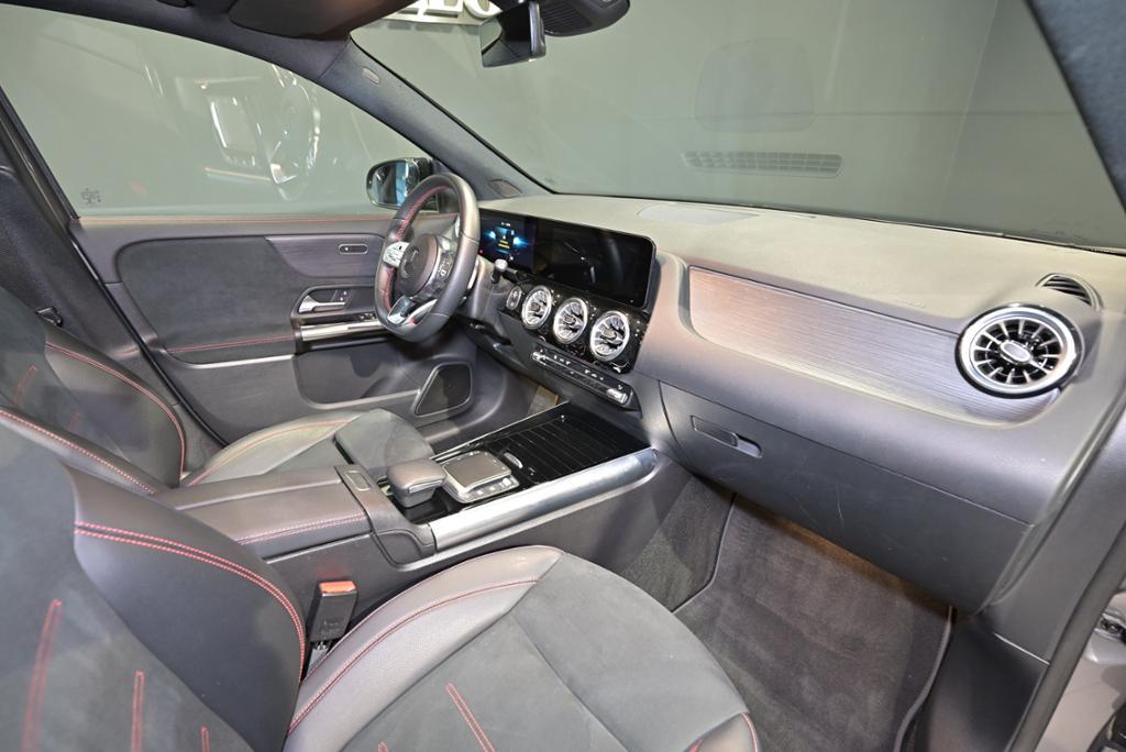 Mercedes-Benz GLA AMG/PANO/MULTIBEAM/NIGHT/SHZ/MBUX, миниатюра 20