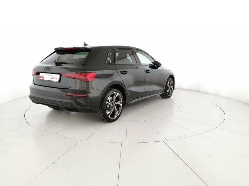 Audi A3 Sportback 45 1.4 tfsi e S line edition s imagem 3
