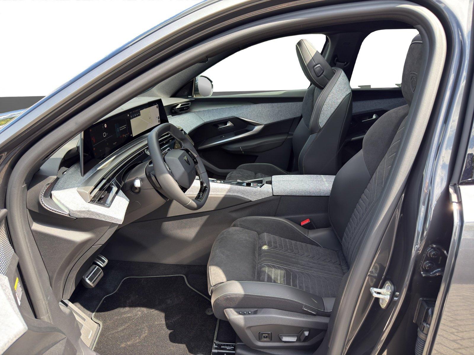 Peugeot 3008 GT 1.2 145 Kam.+KeyLess+LED+Navi+SD+SHZ+ACC
