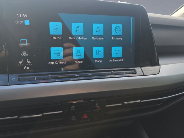 Golf VIII Variant Life eTSI