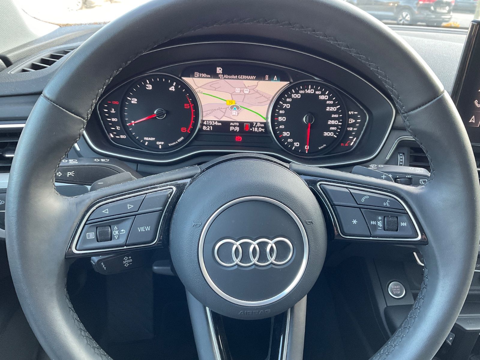 Fahrzeugabbildung Audi A4 Avant 40 TDI S tronic,Navi,LED,Induktives Lad