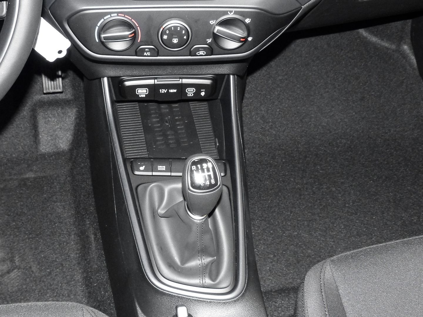 Hyundai i20 – Bild 10