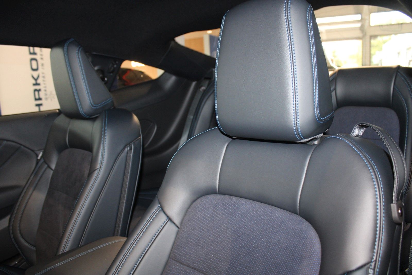 Fahrzeugabbildung Ford Mustang 5.0 TiVCT V8 Dark Horse SOFORT LIEFERBAR