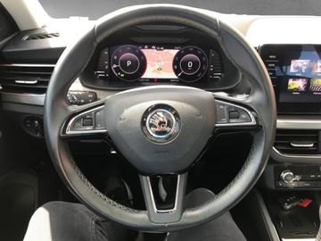 Skoda Kamiq 1.0 TSI DSG Style *LED*PANO*NAVI*PARKLENK*