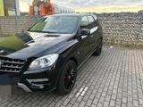 Mercedes-Benz Mercedes ML 350 - Mercedes-Benz ML 350 in Duisburg