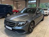 Mercedes-Benz E 220 d 4Matic 9G-TRONIC / 1Hand/Burmester/Navi - : Allradantrieb, 1.9