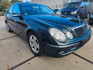 Mercedes E 200 - 3