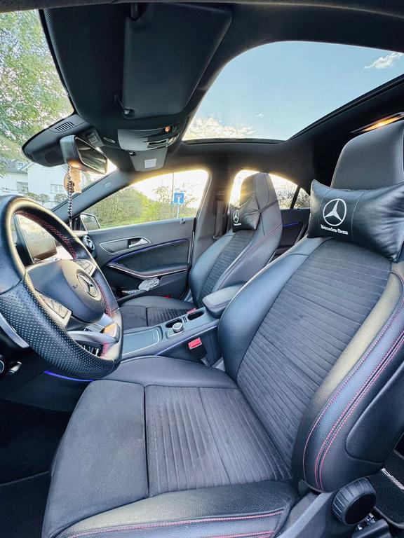 Mercedes-Benz CLA 220