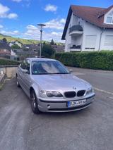 BMW 320i - - BMW 320 aus 2003: 320i