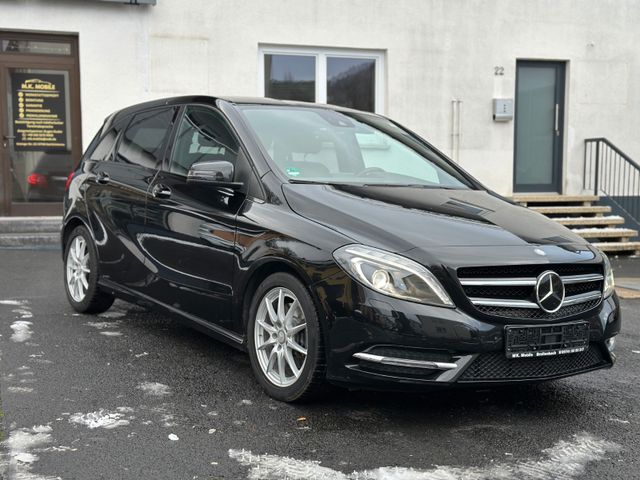 Mercedes-Benz B 220 4Matic*Rückfahrkamera*Teilleder*8xReifen