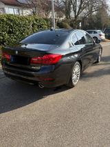 BMW 520d Limousine ACC Standheizung 360° Kamera - BMW 520 Gebrauchtwagen in Stuttgart