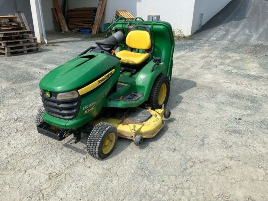 John Deere X540