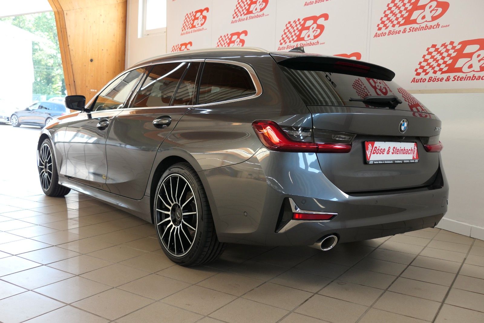 BMW G21 Touring 320 d Luxury Line AHK,LED,Navi, foto 7