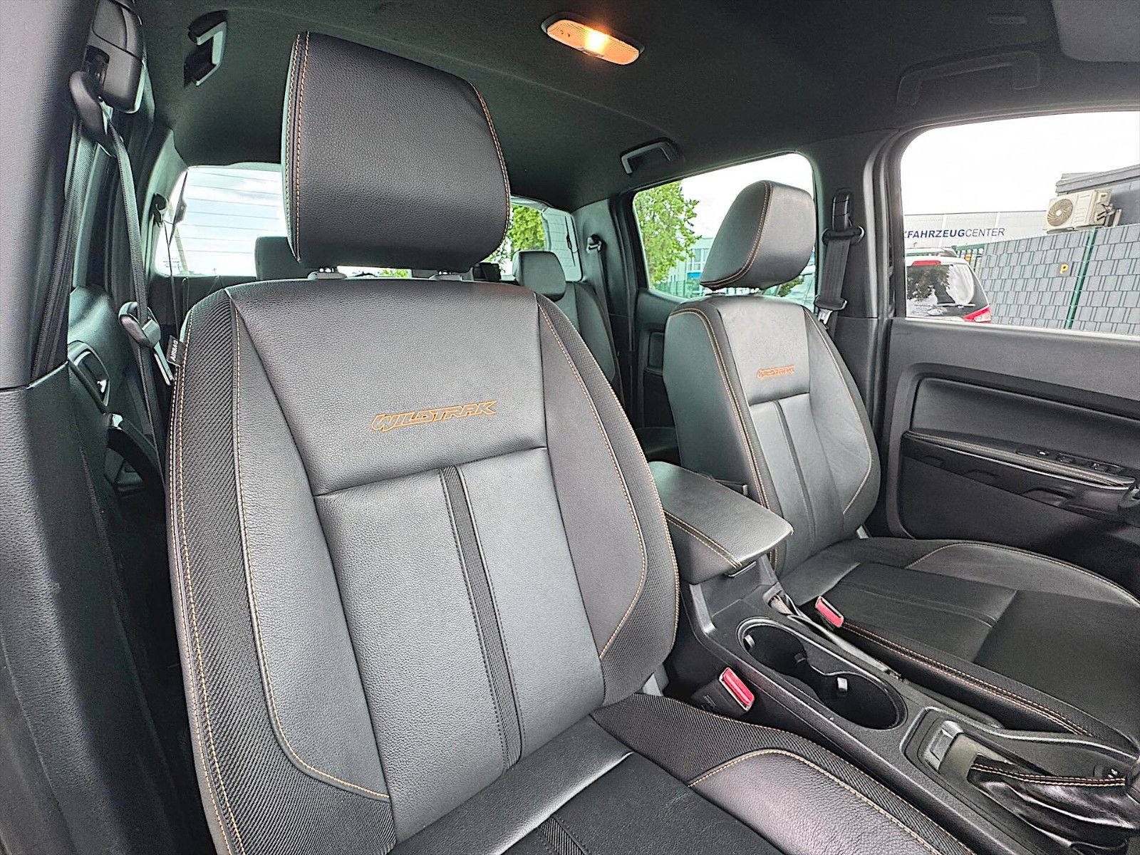 Fahrzeugabbildung Ford Ranger Wildtrak DoKa Black Edition Offroad 4x4