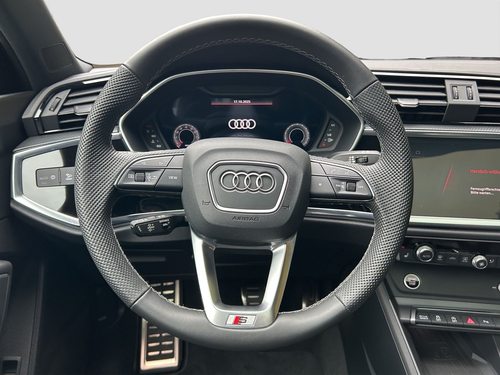 Audi Q3 - Bild 12