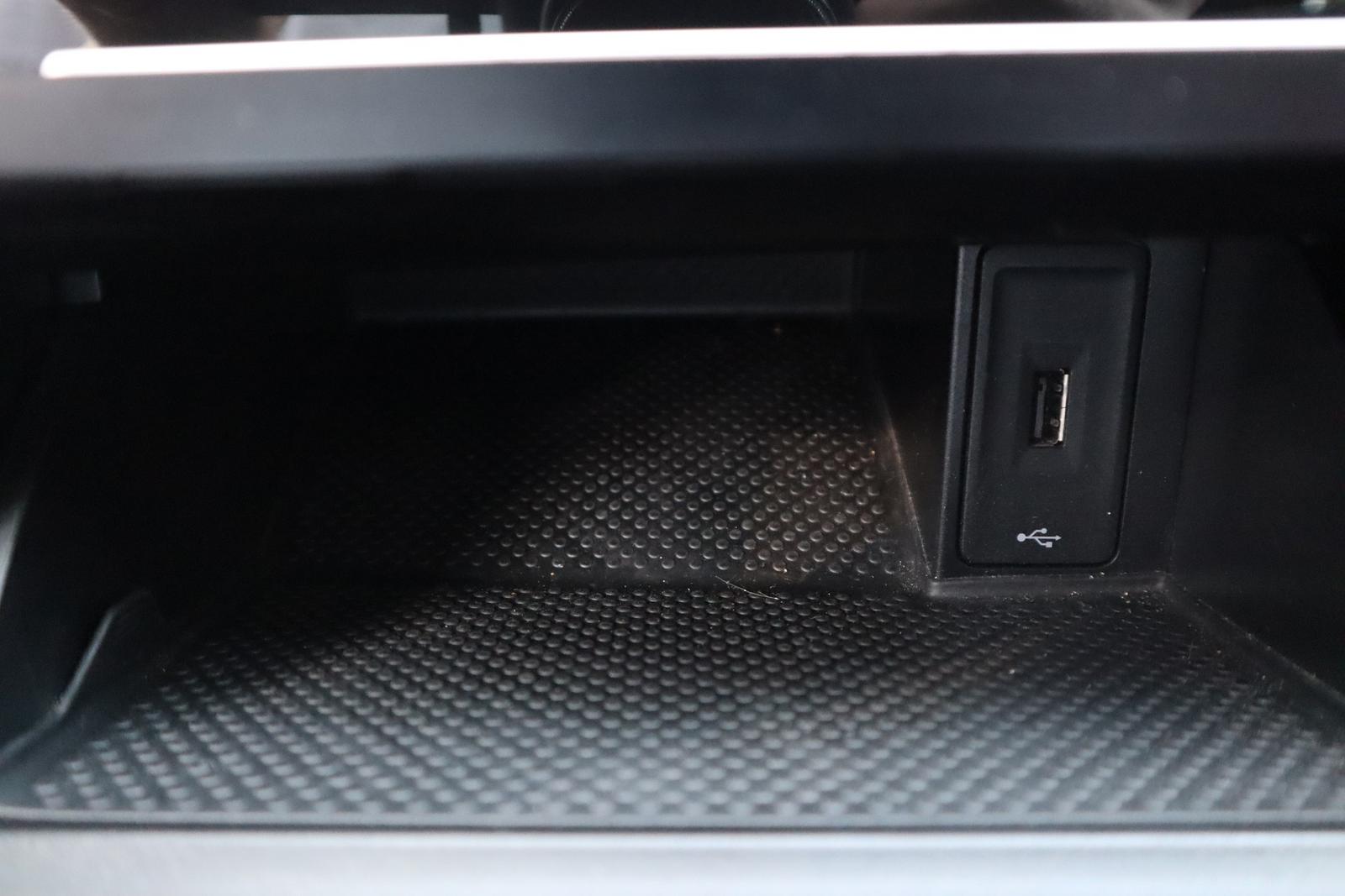 Volkswagen Golf VII 2.0 TSI GTI TCR LED Navi ACC Kamera USB