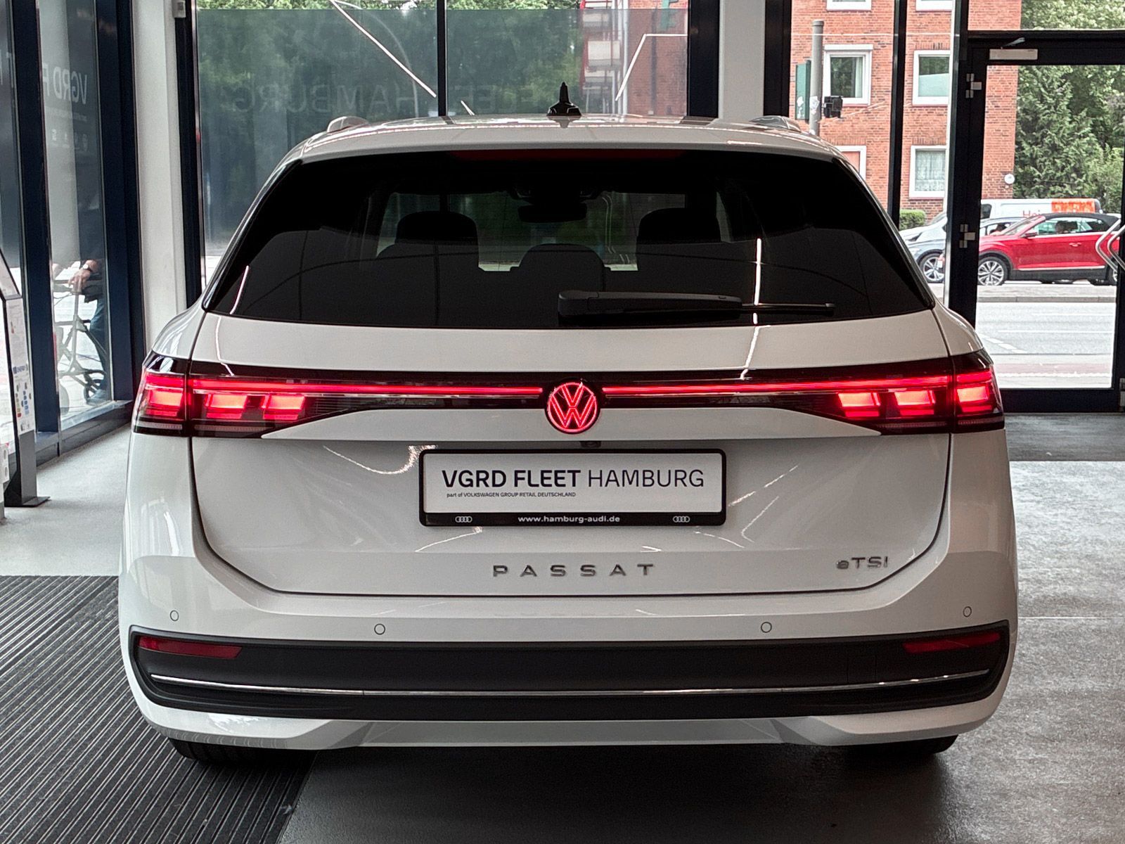 Volkswagen Passat Variant - Bild 3