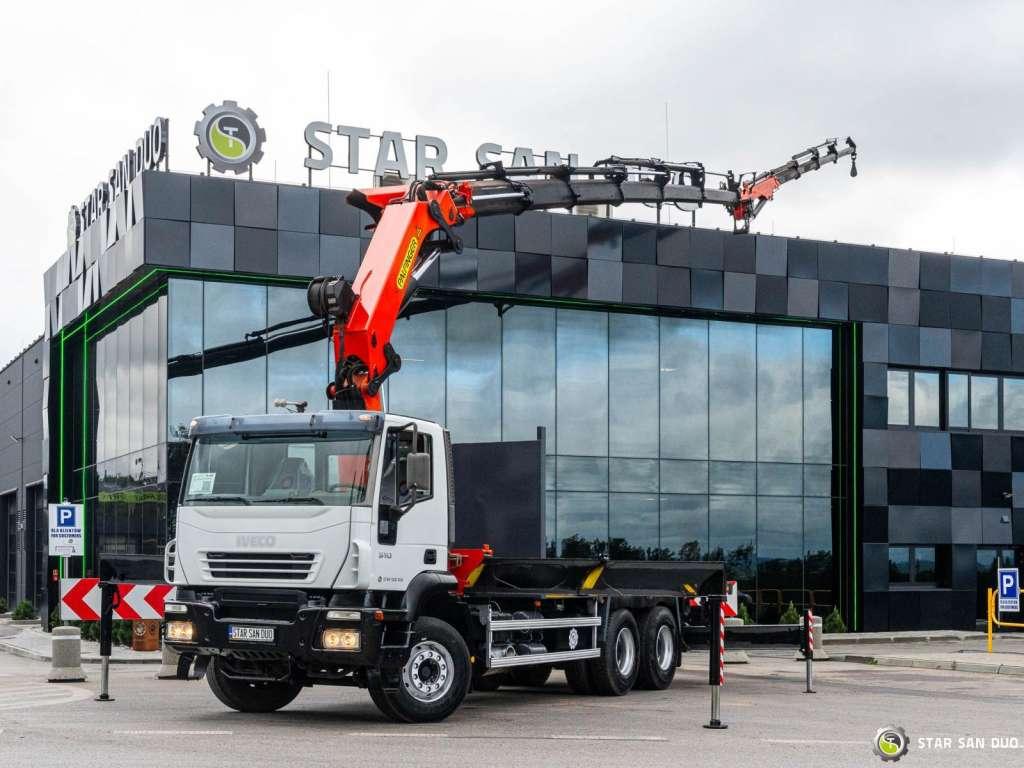 Iveco  TRAKKER 310 6x4 Palfinge PK 44002 Crane FlyJib