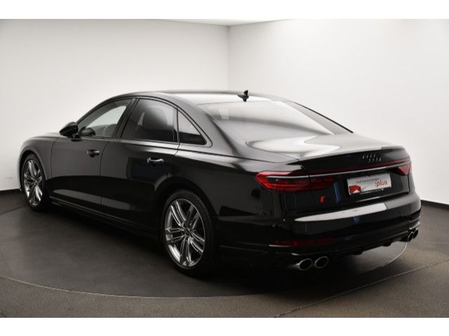 Audi S8 - Bild 18