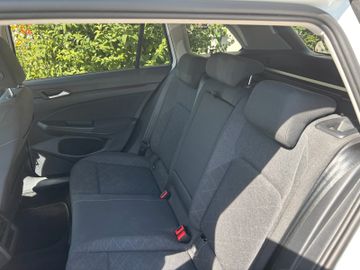 Volkswagen Golf - 5