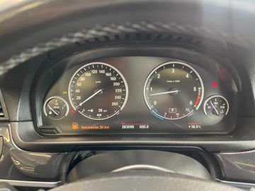 BMW 535d Touring *KAMERA*PANO*HUD*LEDER*