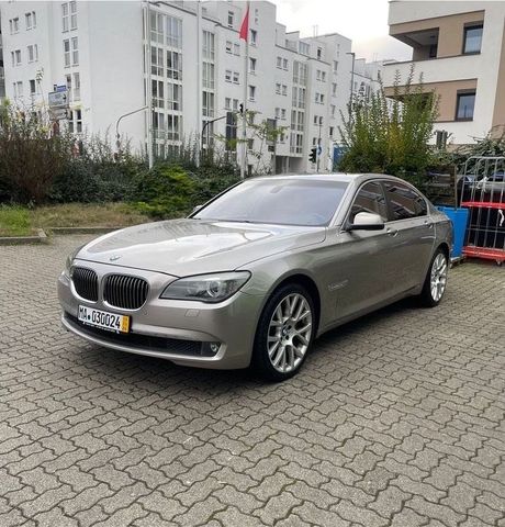 BMW Bmw 750 Li xDrive 7er