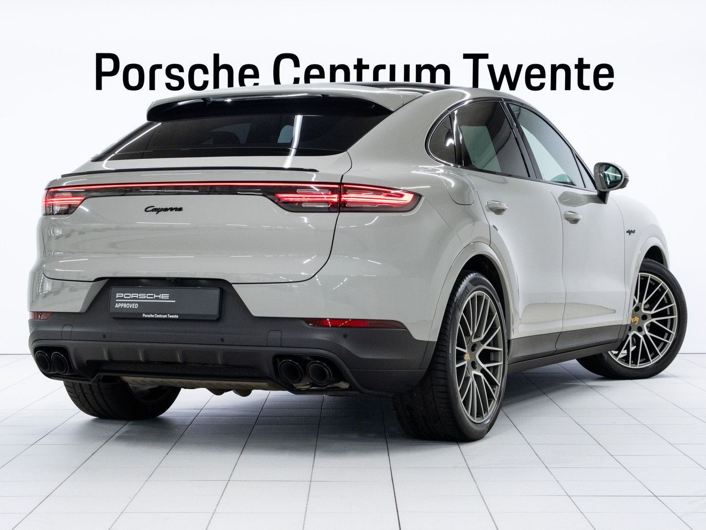 Porsche Cayenne E-Hybrid Coupé Platinum Edition imagem 3