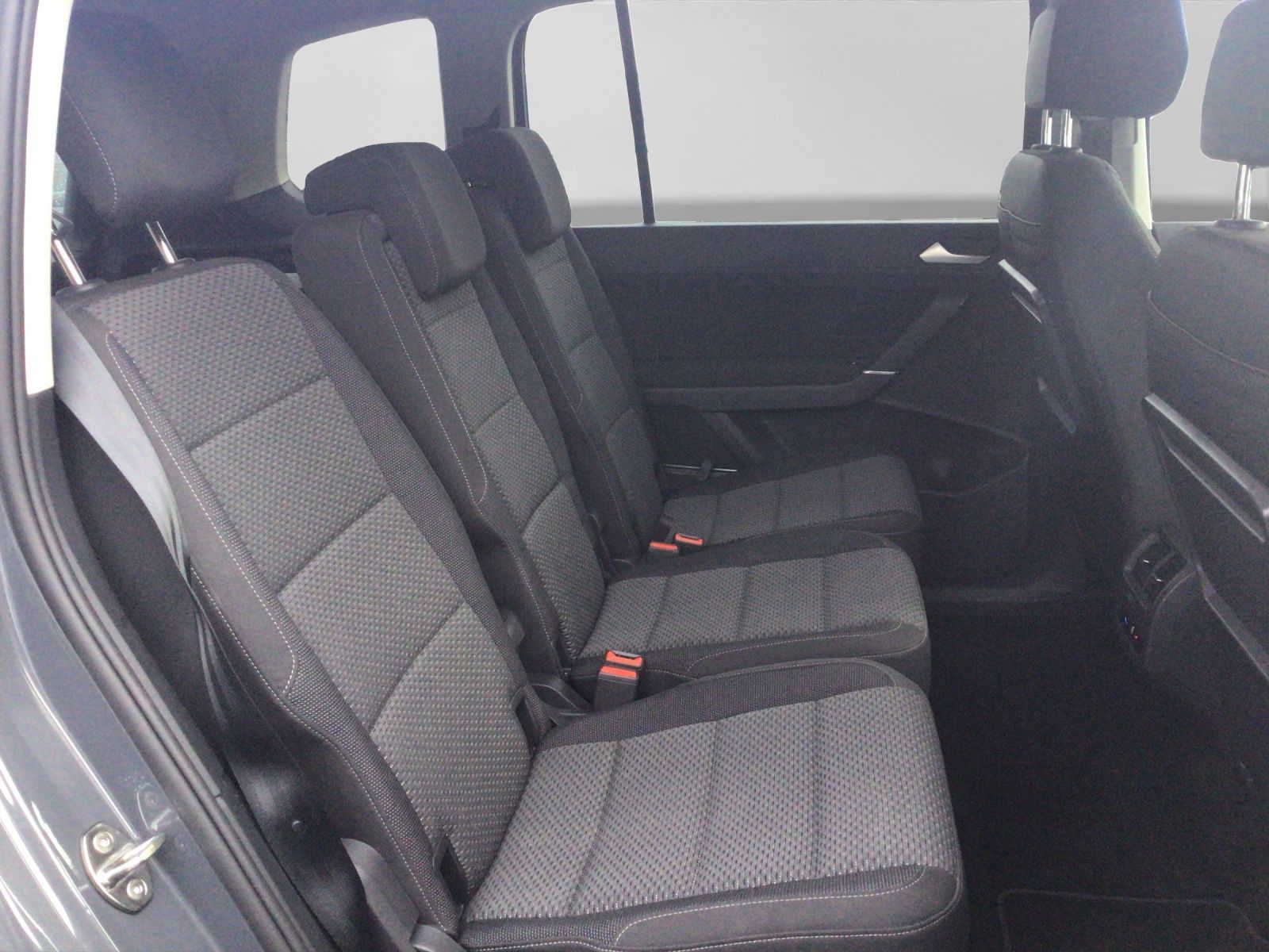 Volkswagen Touran - Bild 6