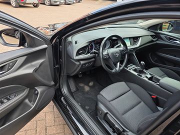 Bild 4 Opel Insignia B Sports Tourer Edition 2.0 D