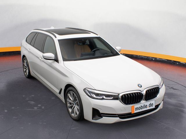 BMW 530e Alarm HUD DAB Kamera Panorama Leder Sport