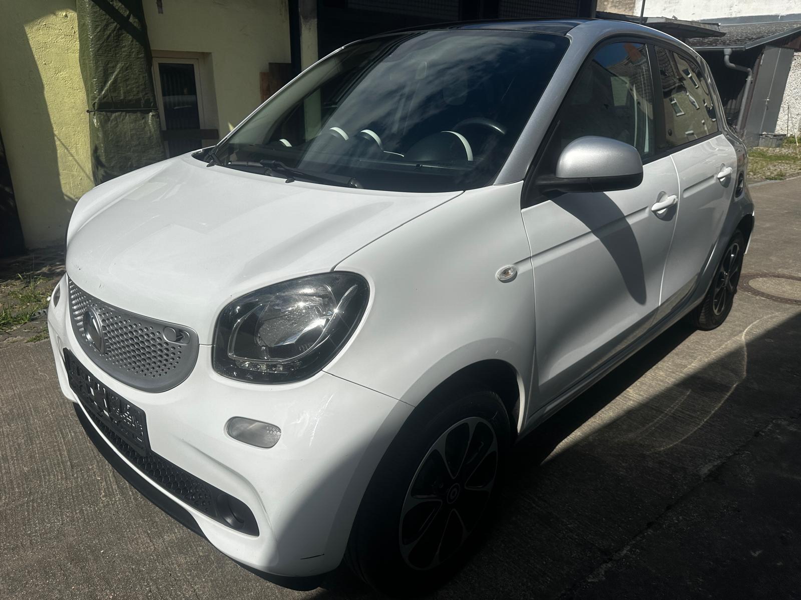 Smart ForFour 52 kW Klimaautomatik*Pano*Sportlenkrad*