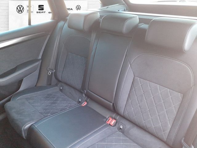 Fahrzeugabbildung SKODA Superb Combi 2,0 TDI Sportline 4x4 Klima LED Nav