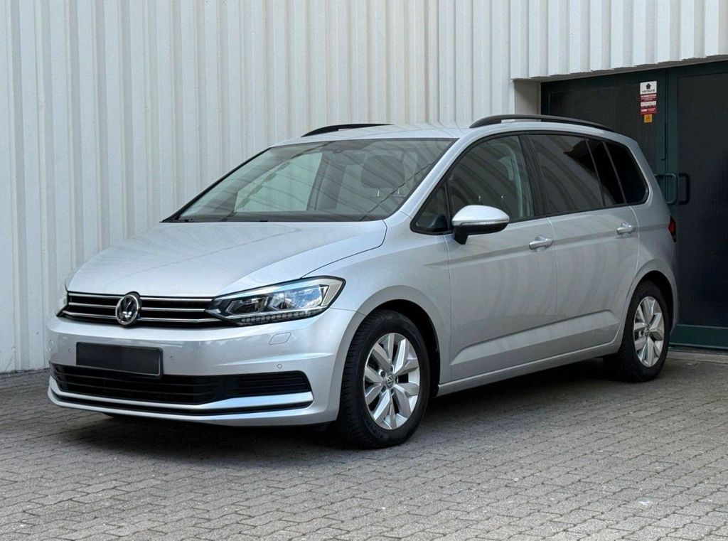 Image of Volkswagen Touran