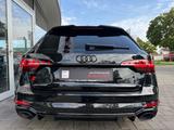 Audi RS 4 Avant Matrix LED HUD Pano Bang&Olufsen - Audi RS4: Schwarz